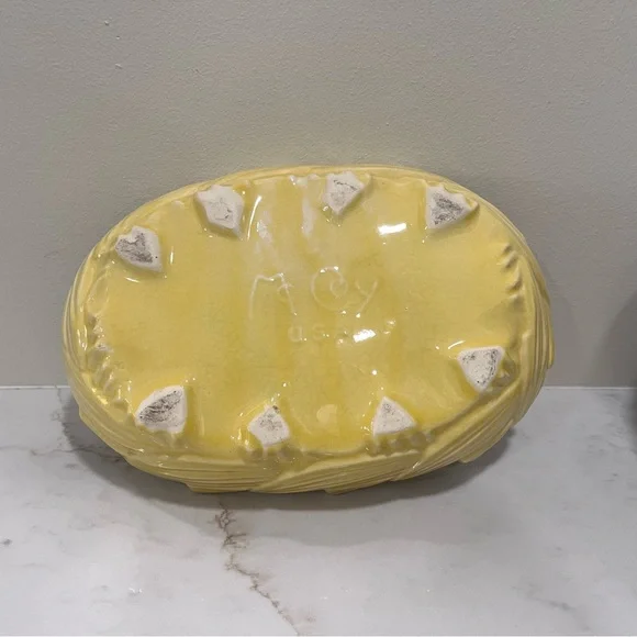 Vintage McCoy Yellow Pottery Bowl | Leaf & Swirl Design | Mid-Century Modern MCM - Picture 5 of 8